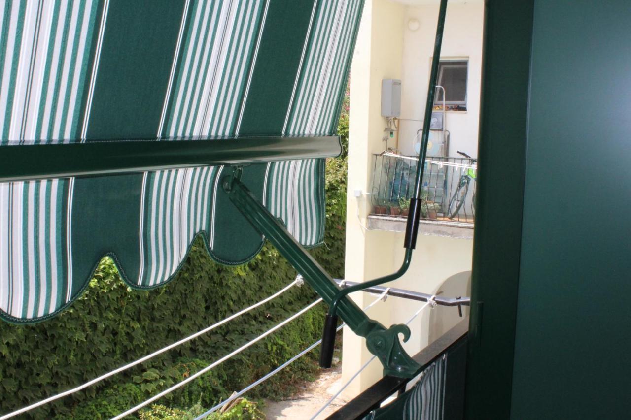 Appartement La Casa Ridente : Ischia Porto Extérieur photo
