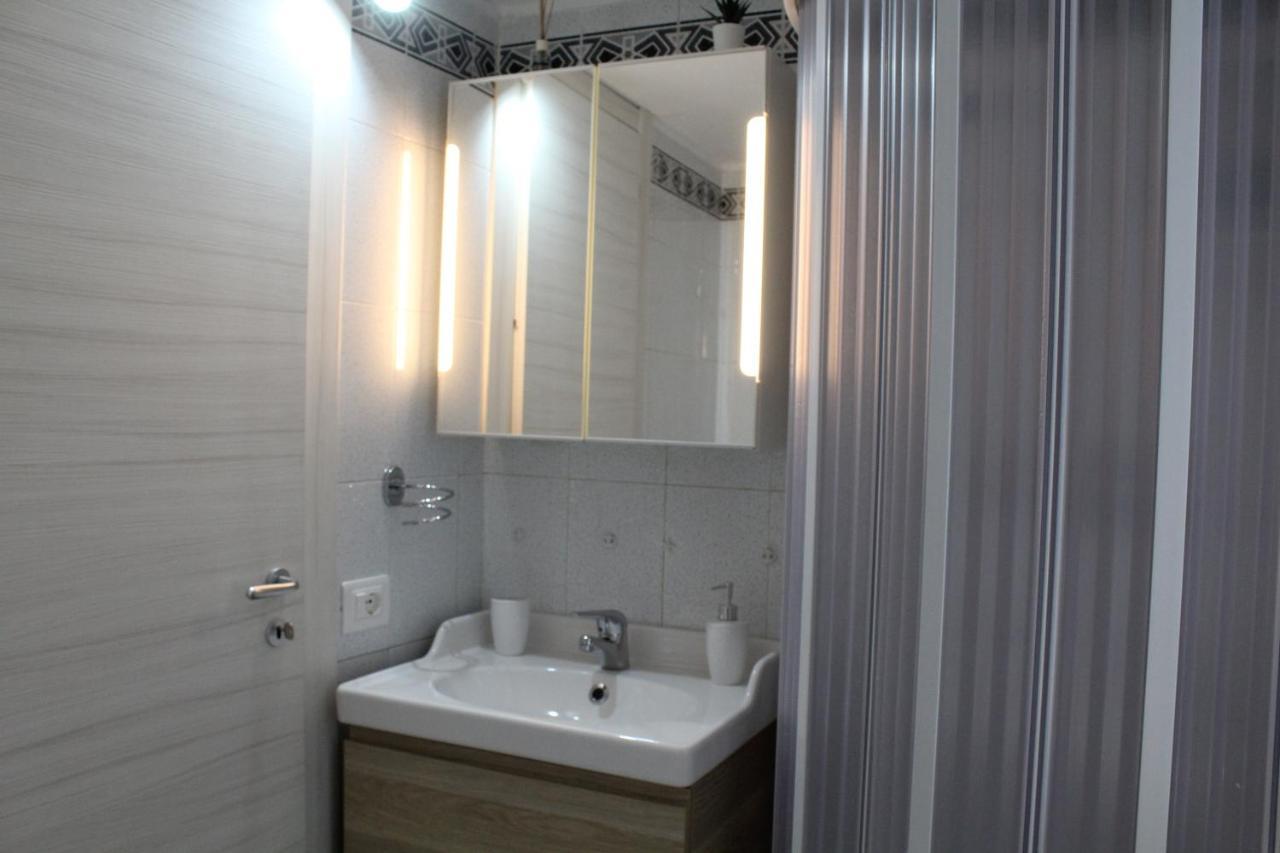 Appartement La Casa Ridente : Ischia Porto Extérieur photo